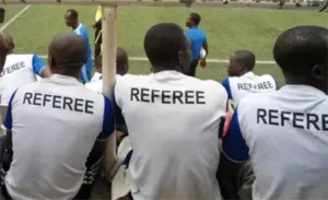 referee