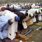 Muslims-Praying-2