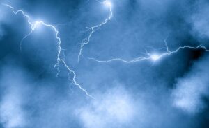 lightning-6042288_960_720