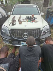 One killed, three injured in police gun duel with suspects in Delta