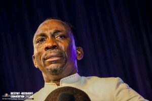Dr Paul Enenche