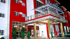 Hotel-De-Bentley_frontview