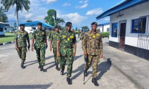 The-FOC-ENC-Rear-Adm.-Olusola-Oluwagbire-and-the-Commander-NNS-Pathfinder-Port-Harcourt-Commodore-Suleiman-Ibrahim-768×460