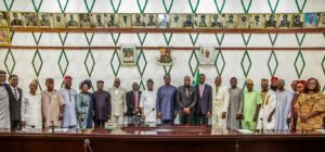 The-New-Comissioners-with-Governor-Seyi-Makinde-and-other-members-of-the-cabinent