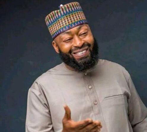 Umar-Bago-496×540