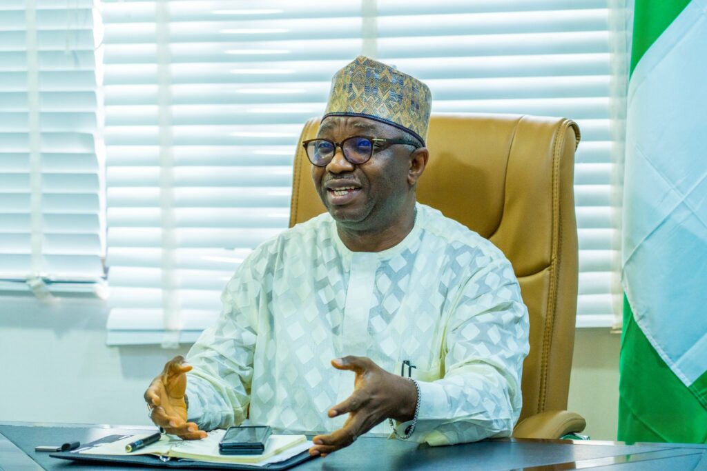 Dr Vincent Olatunji