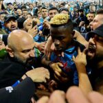 Osimhen-and-the-Napoli-fans