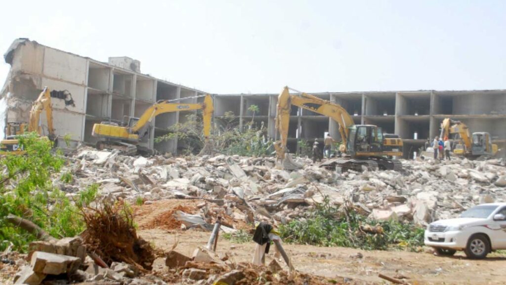 Durbar-Hotel-demolition-1424×802