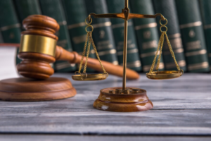 Symbol-of-law-and-justice-court-750×500