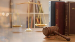 gavel-