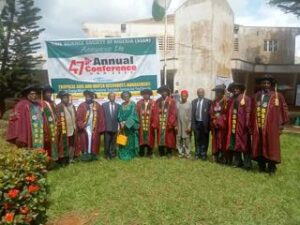 Some-of-the-soil-scientists-in-a-group-photo