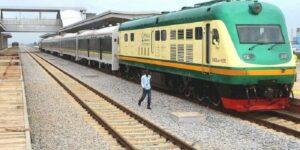 rail-train-750×375