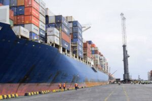 Maerskline-Stardelhorn-vessel-in-Onne-Port-Port-Harcourt-