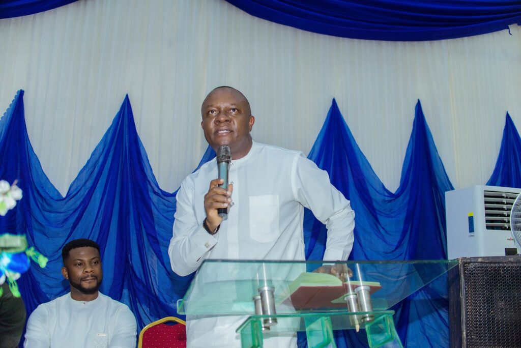 Ozigbo delivering the lecture
