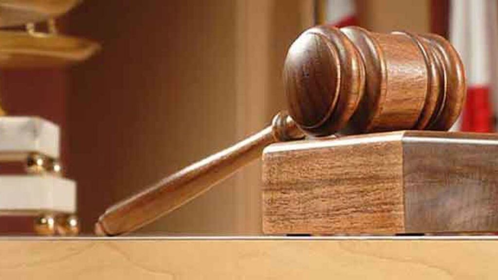 court-gavel-2