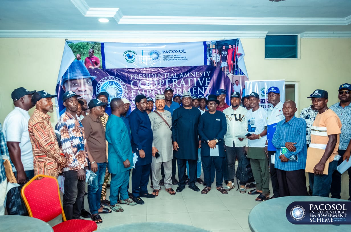 Beneficiaries and PACOSOL Team