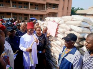 Umeh makimg a speech during the distribution
