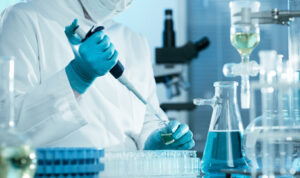 Lab-scientist