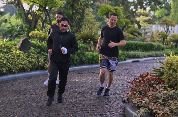 PAQUIAO+CORRIENDO+18+FEBRERO