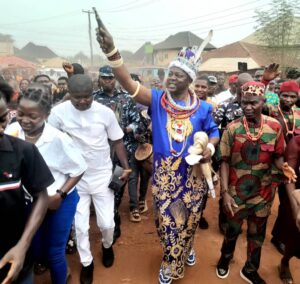 HRH Igwe Samuel Asadu and youths of the community during the occasion