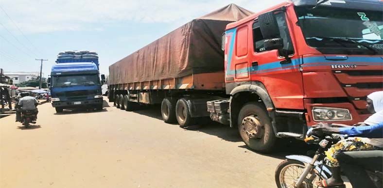 Niger-truck-drivers-3
