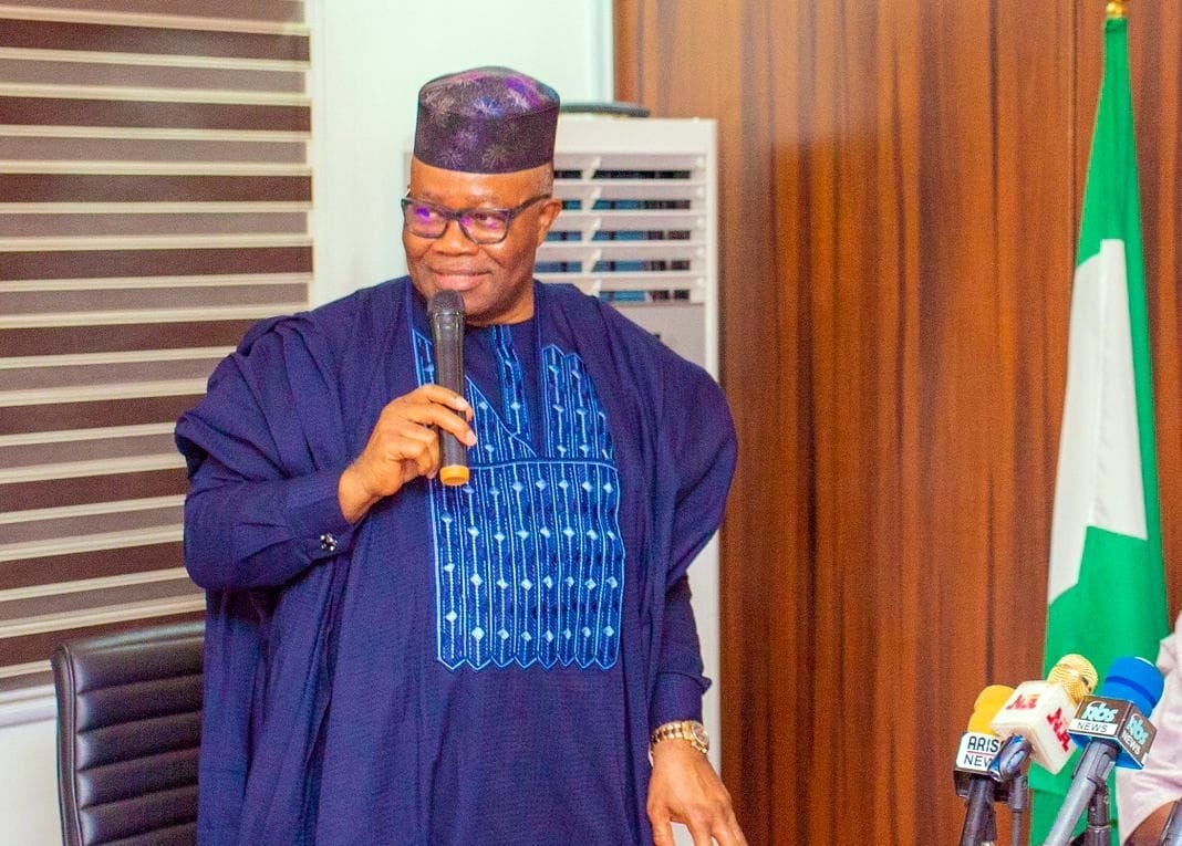 Senator-Godswill-Akpabio-1