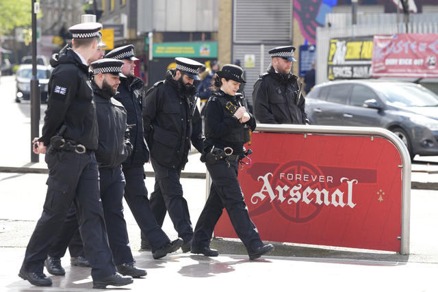 london-soccer-emirates-arsenal-security-ap24100516502384