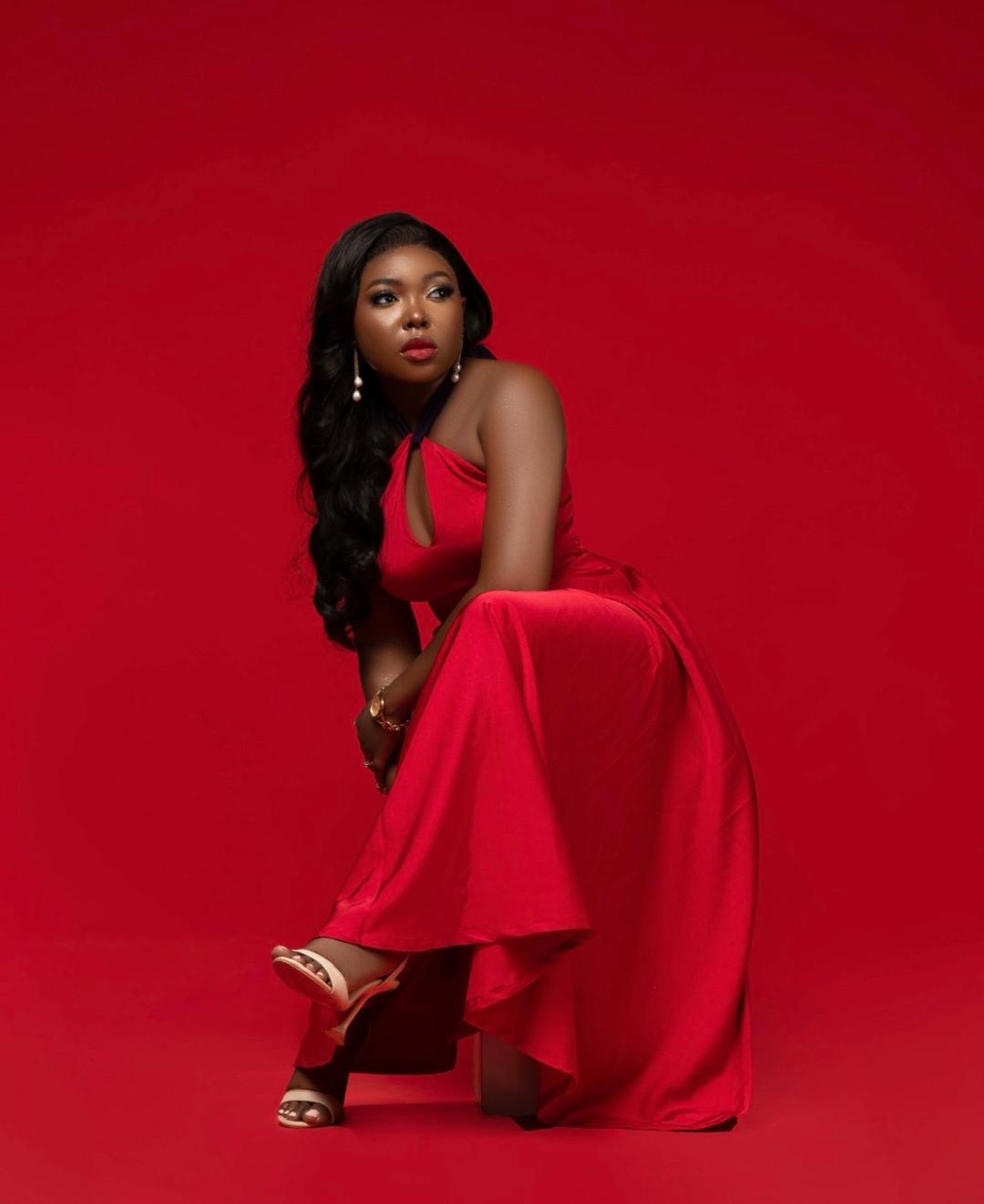 Labby Media's CEO Omolabake Fatayo wins Social Media