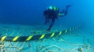 Undersea-fibre-optic