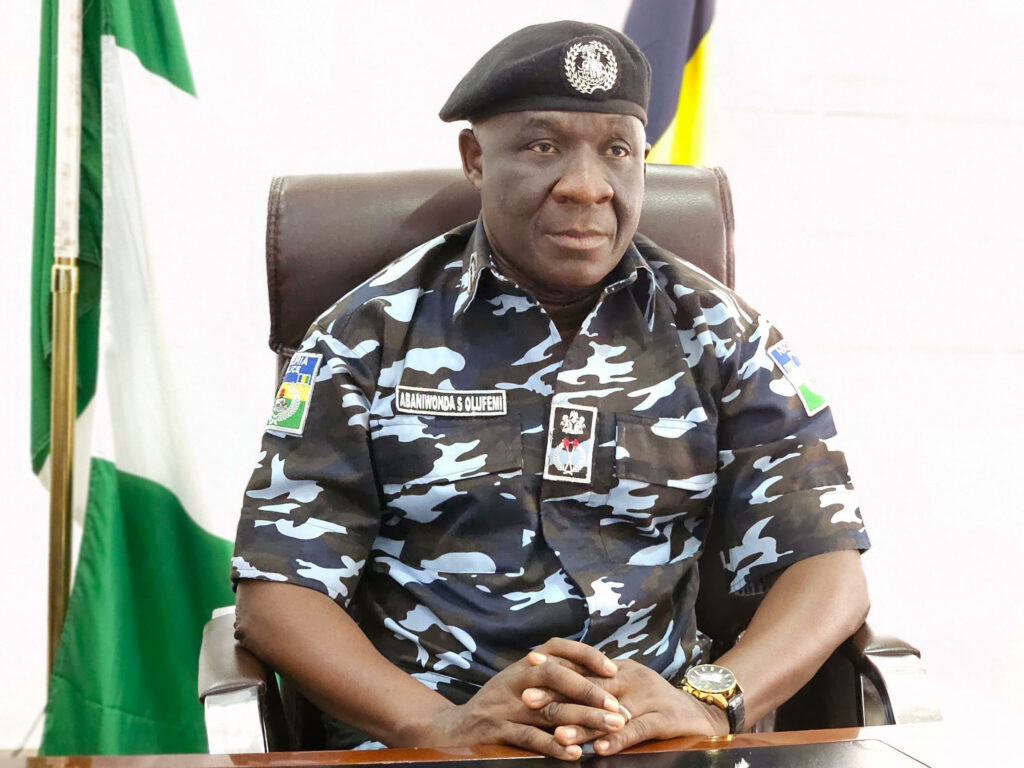 Delta CP, Abaniwonda