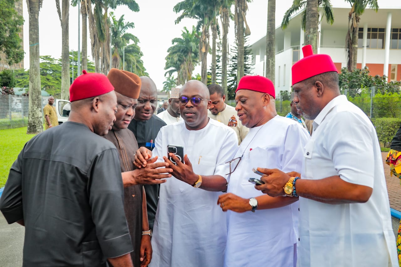 Rivers: Fubara, Kalu sue for peace as senators visit state 