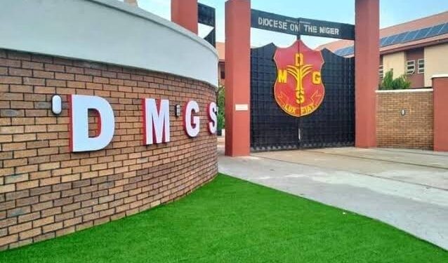 DMGS collapse