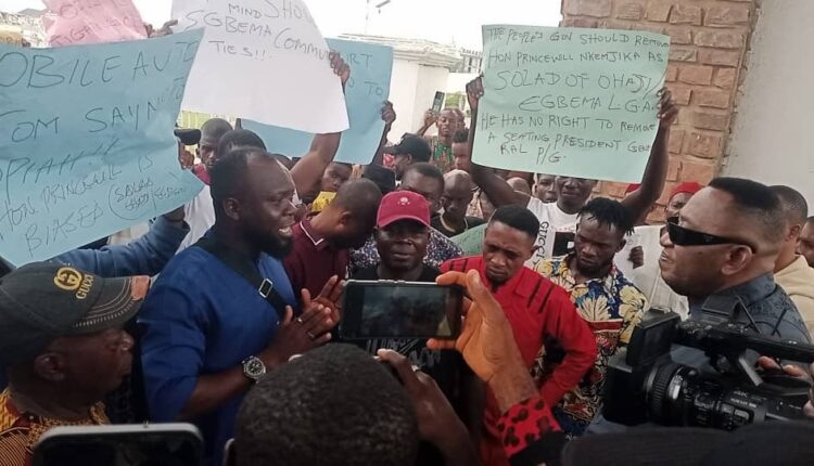 Ohaji:Egbema youths protest
