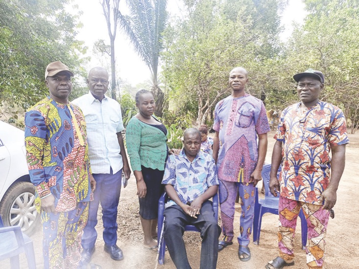 • Members of the ex-coincillors’ forum