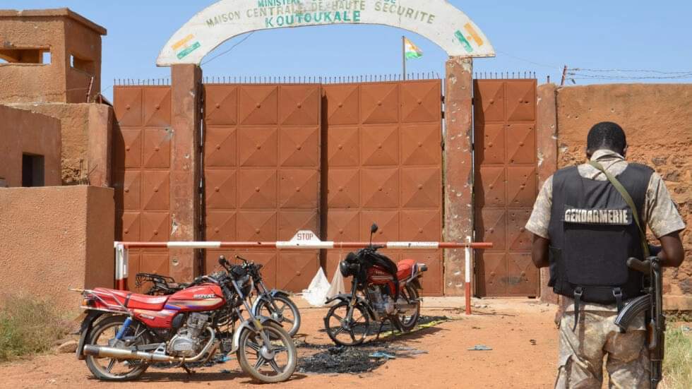 Niger Republic Jailbreak, Fear , boarder towns, NIS , red alert