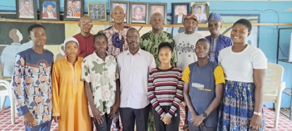Scholarship winners flanked by ASUU-LASUED officials