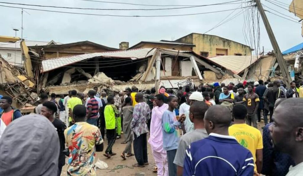 Collapsed building in Abuja