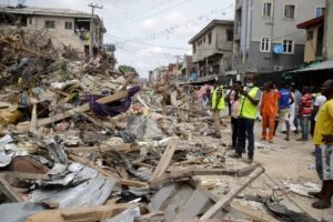 collapsed building at Arowojobe Estate, Maryland, Lagos