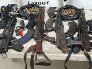 guns