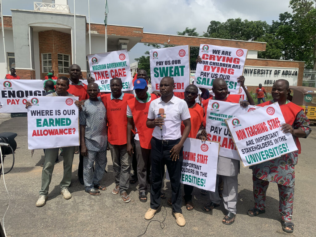 SSANU, NASU protest four months withheld salaries, threaten strike
