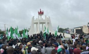 Jos youth coalition suspends protest, denounces use of foreign flags