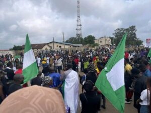 Edo: Protesters conduct outdoor church service as protests continues