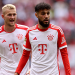 Matthijs de Ligt (L) Noussair Mazraoui (R)