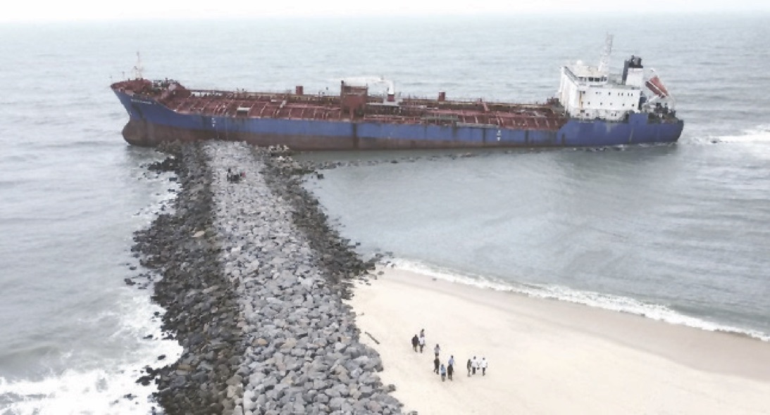•Collusion of the vessel with