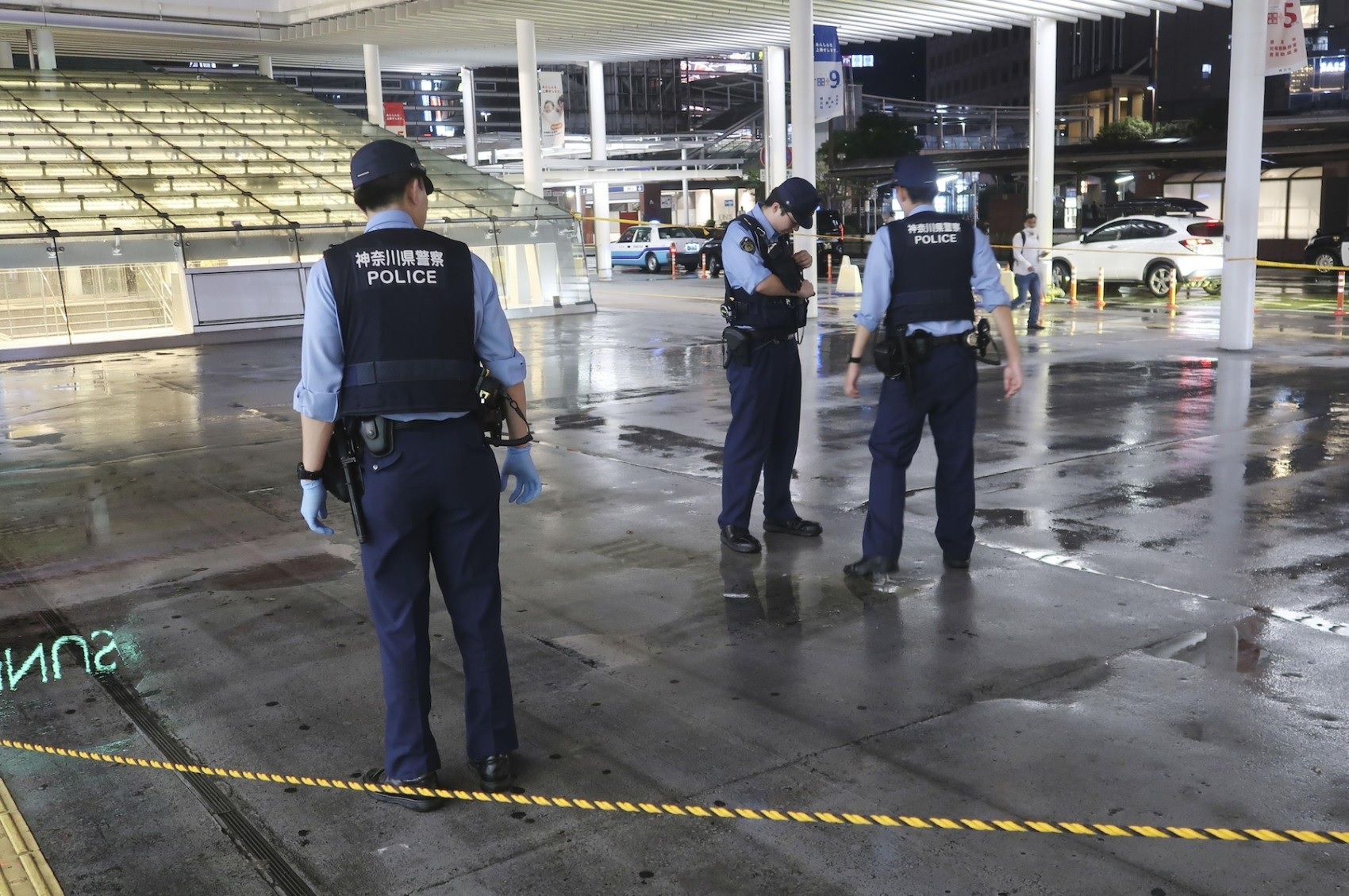 Japan: Yokohama teenage suicide leads to two deaths
