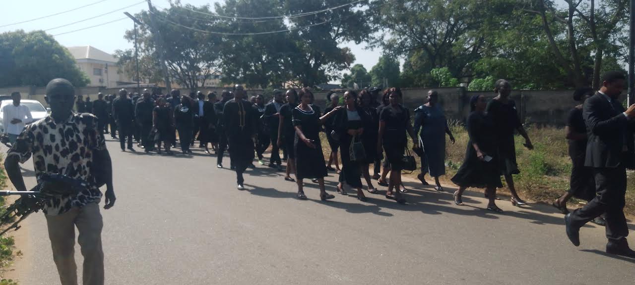 NBA Makurdi protests over murder of Otukpo lawyer, demands justice