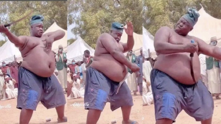 Tauri dancers