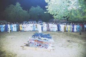 •Kebbi State Deputy Governor, Sen Umar Abubakar Tafida and Emir of Argungu, Alhaji Muhammad Samaila Mera and others during the funeral prayers for the 15 victims at Mera village.