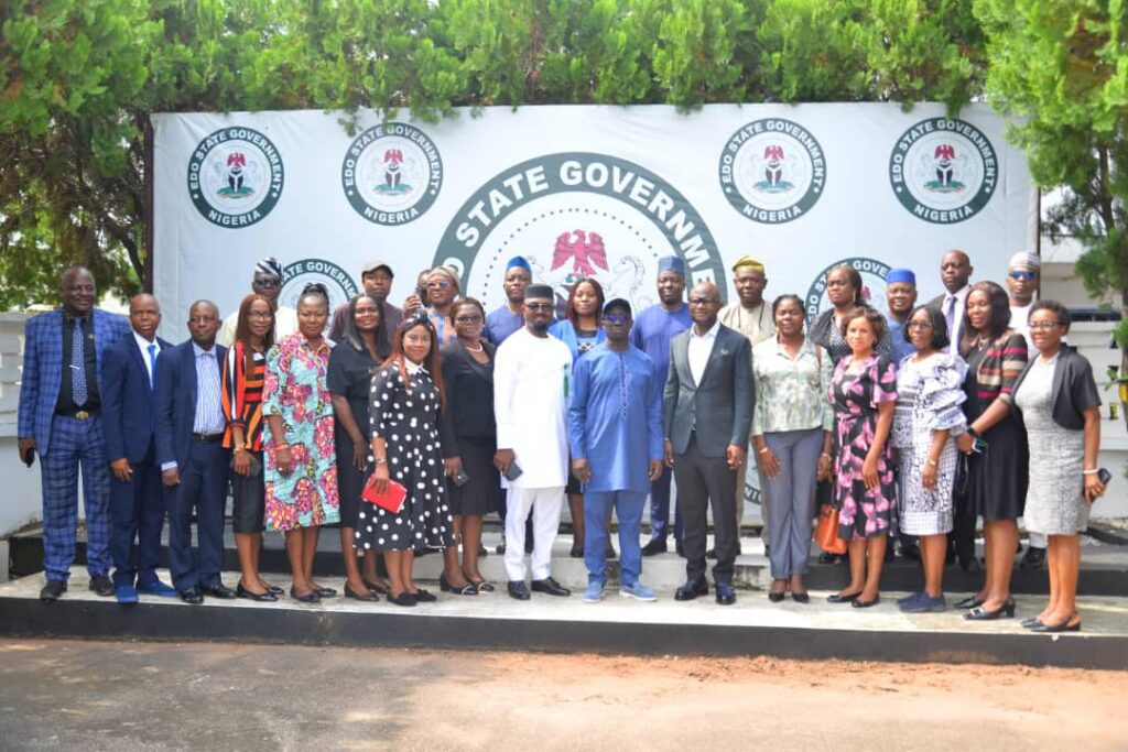 Edo State Governor Monday Okpebholo (centre, blue) on Thursday, 14th November, 2024, meeting with Permanent Secretaries