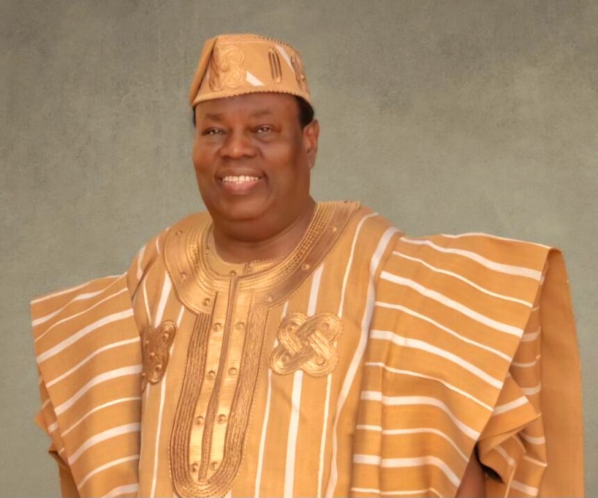 Bayo-Adeyokunnu-Owa-of-ijeshaland–860×716